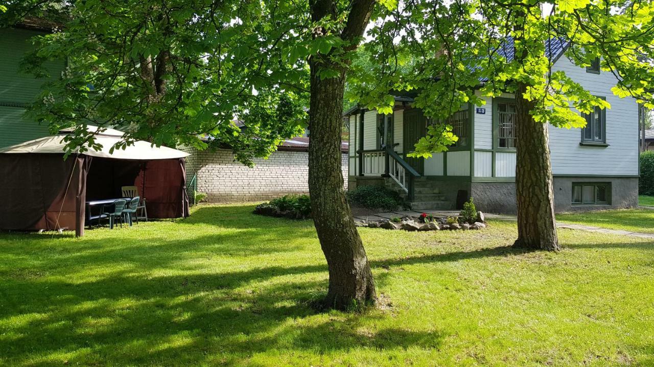 Mini-House With Garden In Jurmala Villa Exterior foto